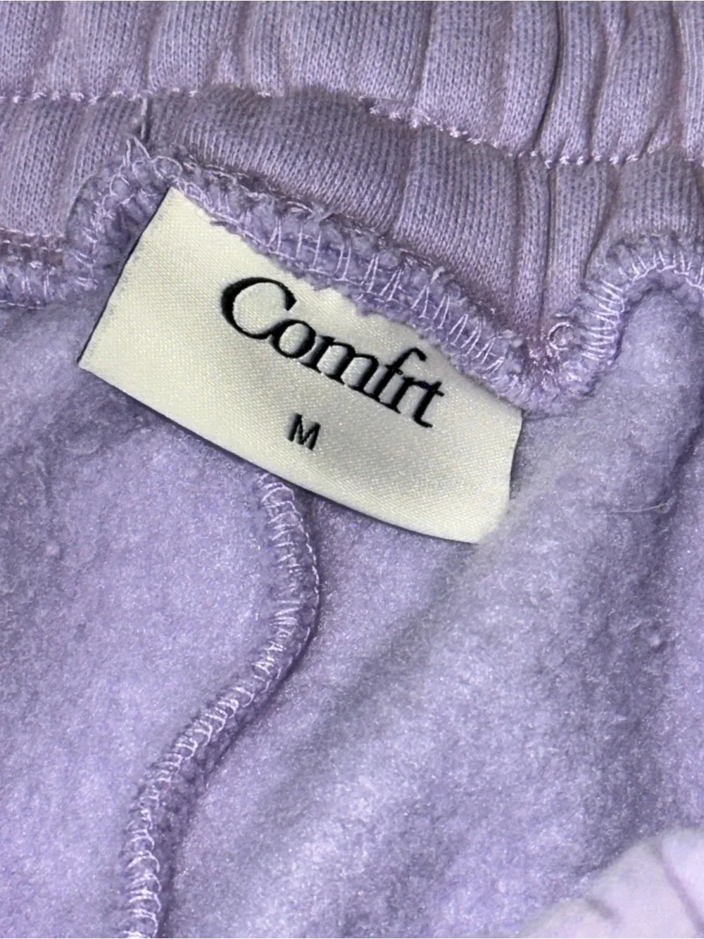 Comfrt 1️⃣ “comfrt”